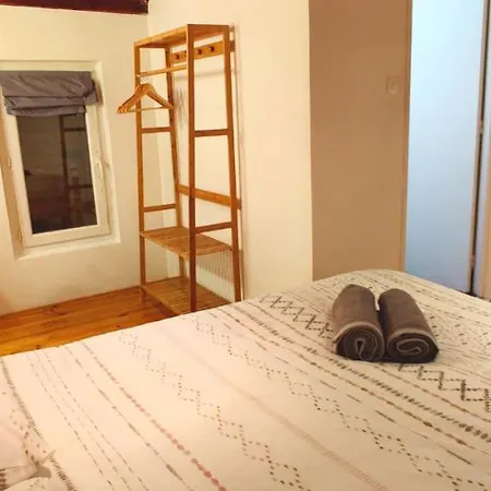 ENTRE AIX ET MARSEILLE - Petite maison à Auriol Extérieur photo