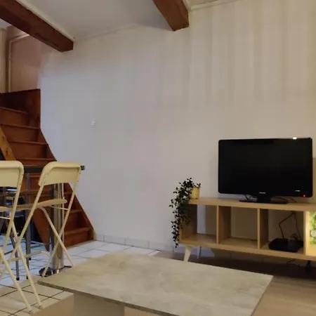ENTRE AIX ET MARSEILLE - Petite maison à Auriol Extérieur photo